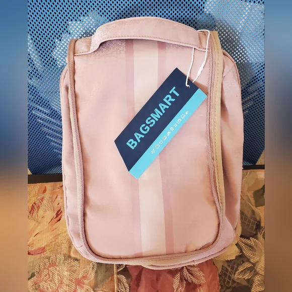 Bagsmart | Bags | Bagsmart Toiletry Bag Travel Organizer Pink | Poshmark Bagsmart | Bags | Bagsmart Toiletry Bag Travel Organizer Pink | Poshmark